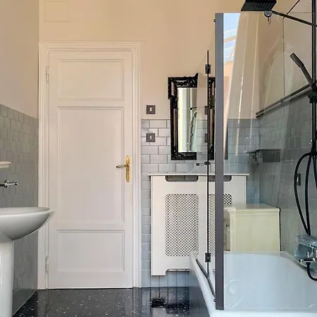 펜션 3 Bedroom Cozy In