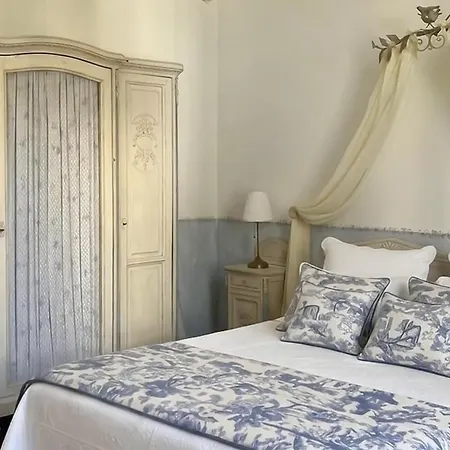 3 Bedroom Cozy In 펜션 *