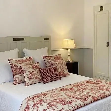 3 Bedroom Cozy In 펜션 *